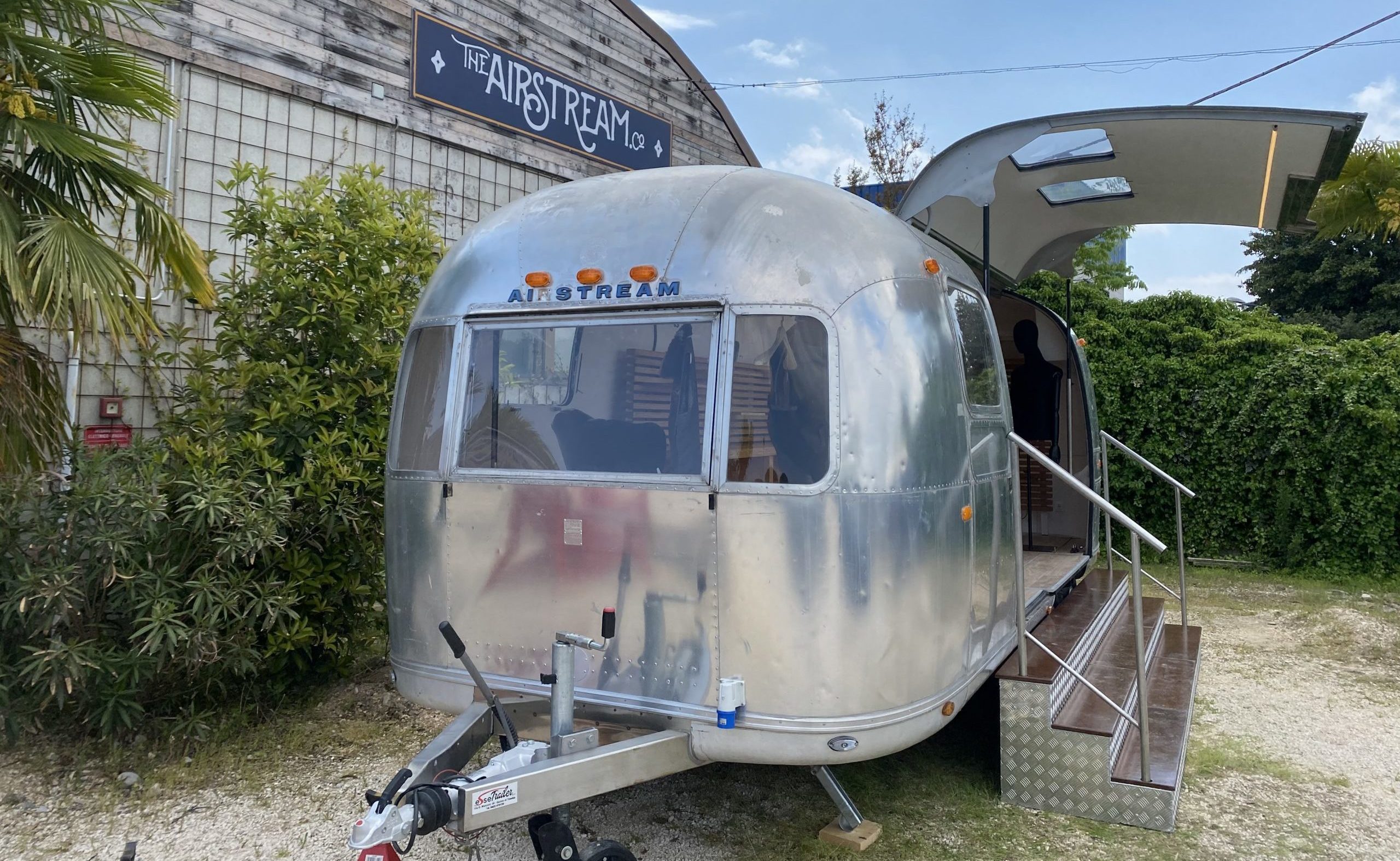 AIRSTREAM AMERICANO